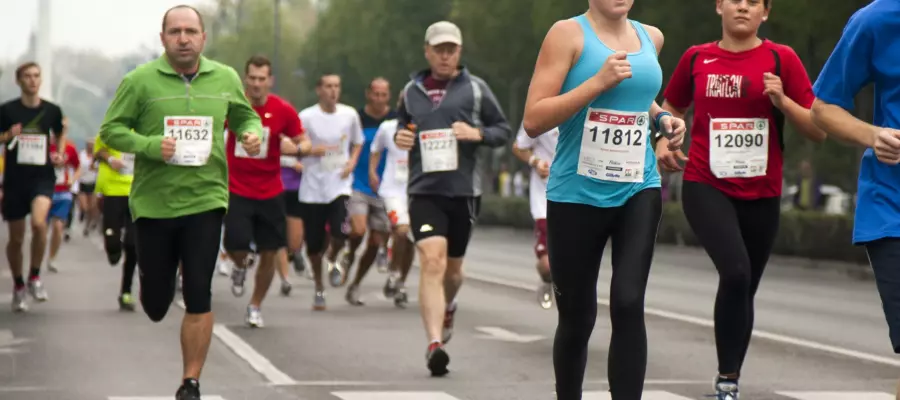 Анализ данных в марафоне: как выбирать стратегию для долгих дистанций I